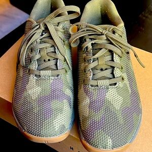 NWOT Green Camo NoBull Trainers (W 7.5)
